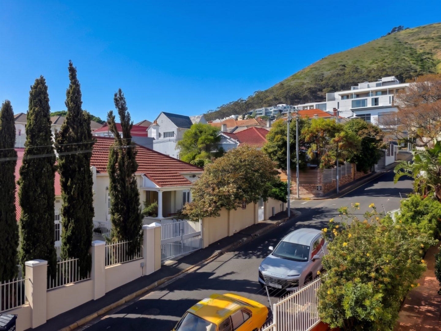 To Let 2 Bedroom Property for Rent in Three Anchor Bay Western Cape